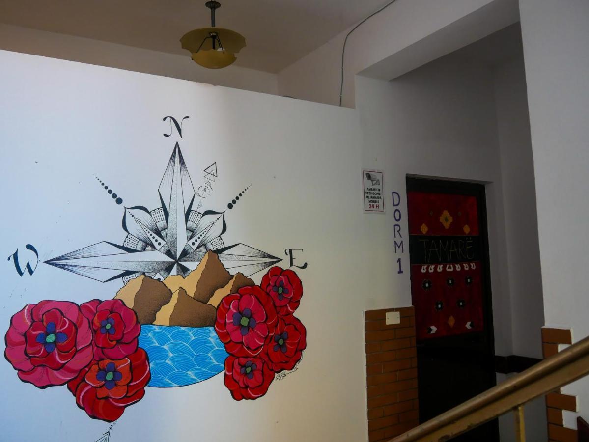 The Galley Party Hostel Shkoder Exterior photo