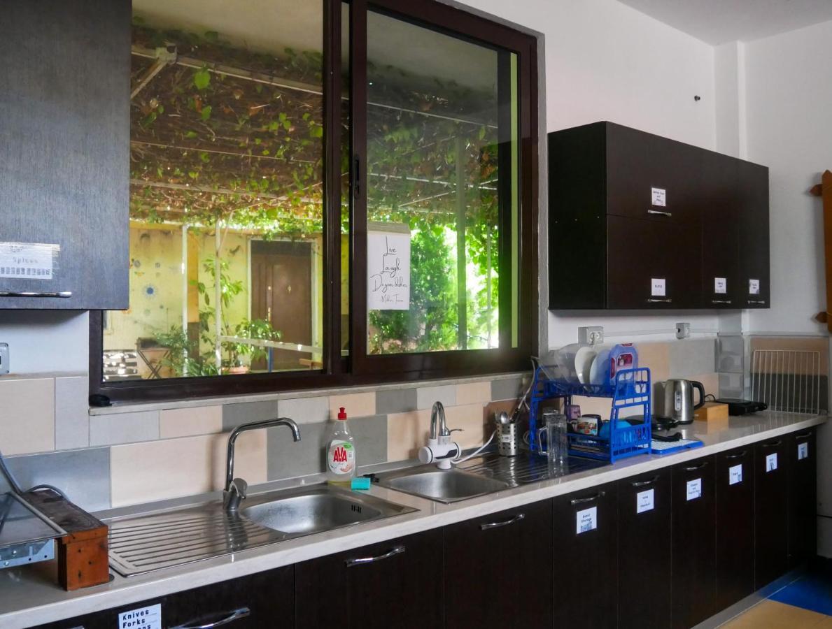 The Galley Party Hostel Shkoder Exterior photo