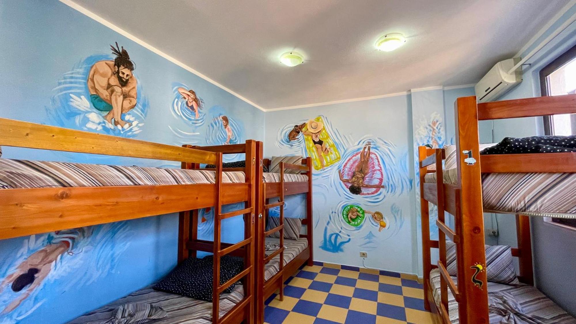 The Galley Party Hostel Shkoder Exterior photo